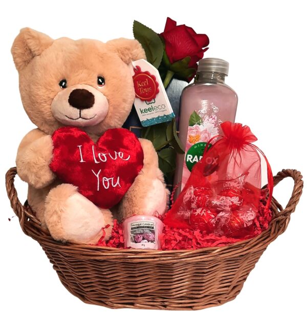 Pamper Valentine Hamper