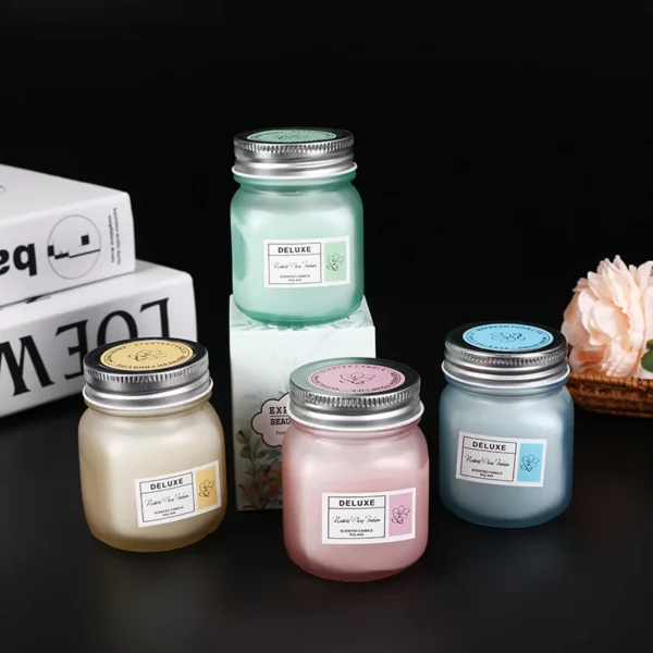 Sculpted Elegance: Bespoke Scented Glass Candle
